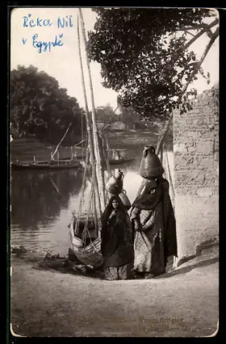 AK Egyptian Types and Scenes, Women Bringing Water from the Nile, Arabische Frauen mit Krügen