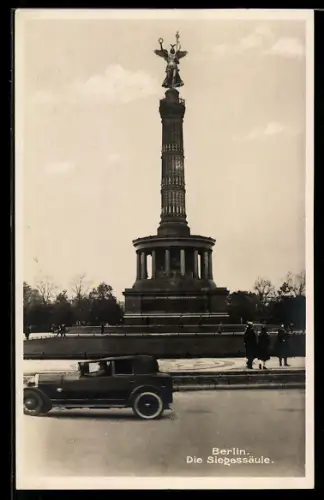 Foto-AK Berlin-Tiergarten, Fahrzeug an der Siegessäule