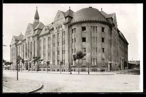 AK Budapest, Volkshotel