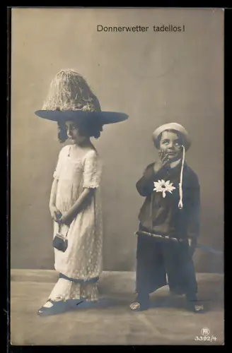 Foto-AK RPH Nr. 3392/4: Donnerwetter tadellos!, Kleine Dame u. kleiner Kavalier