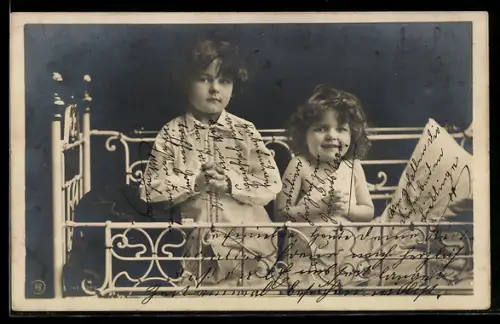 Foto-AK RPH Nr. 247-9316: Zwei Kinder beim Nachtgebet