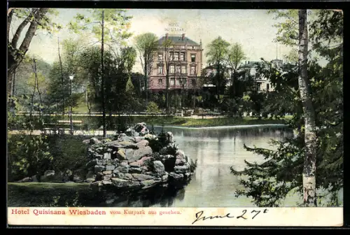 AK Wiesbaden, Hotel Quisisana vom Kurpark aus gesehen