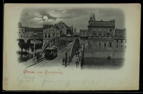 Mondschein-AK Bernburg, Neue Saalebrücke mit Strassenbahn