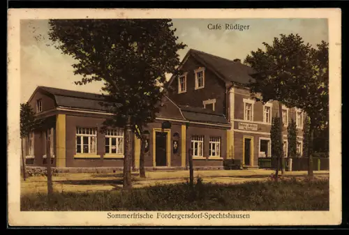 AK Fördergersdorf-Spechtshausen /Tharandt, Café Rüdiger von der Strasse gesehen