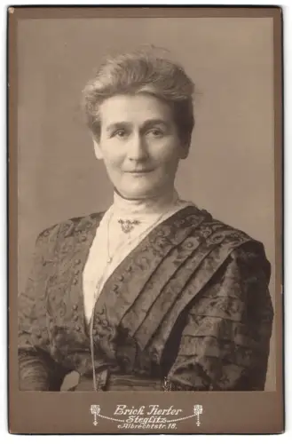 Fotografie Erich Herter, Steglitz, Albrechtstr. 16, Porträt einer Dame