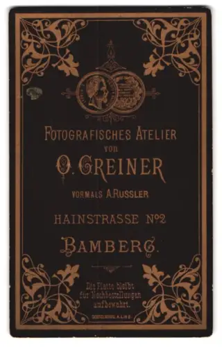 Fotografie O. Greiner, Bamberg, Hainstrasse 2, Name des Ateliers in elegantem goldenen Rahmen, Auszeichnung 1882