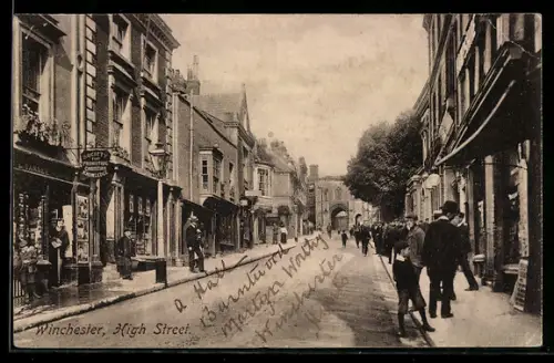 AK Winchester, High Street