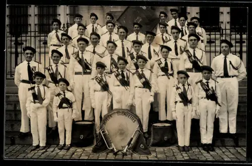 AK Tours, Fanfare de Joyeux Trompettes