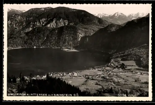 AK Unterach am Attersee, Gesamtansicht mit See und Dachstein