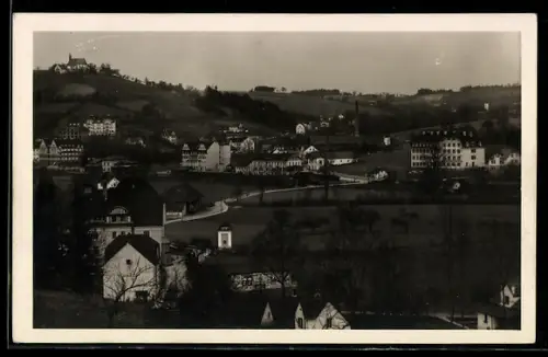 AK Schallerbach, Panorama mit Ort und Kirche auf dem Hügel