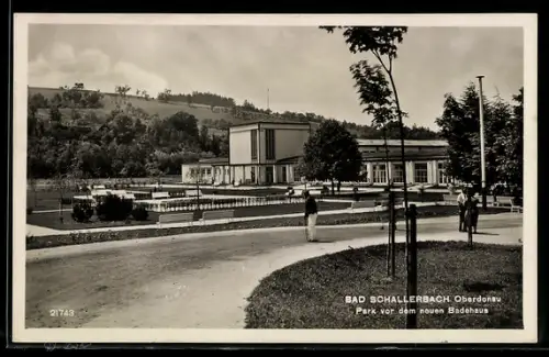 AK Bad Schallerbach /Oberdonau, Park vor dem neuen Badehaus