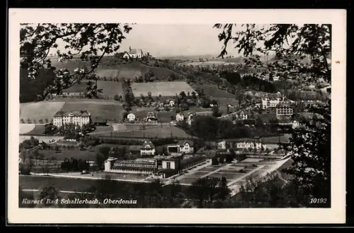 AK Bad Schallerbach /Oberdonau, Teilansicht mit Kirche u. Kuranlagen
