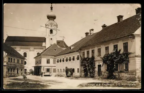 AK Hofkirchen a. d. Trattnach, Marktplatz mit Kirche