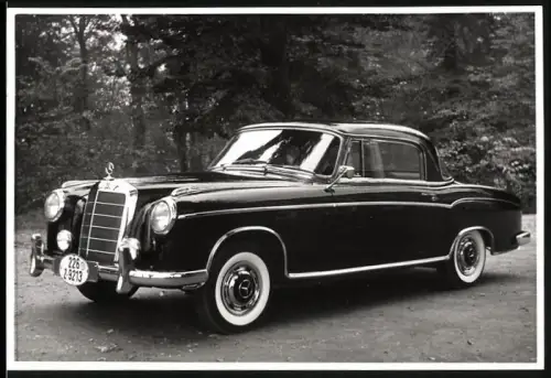 Fotografie R. Schleiss, Salzburg, Auto Mercedes Benz 220 S Ponton W180 mit Hardtop