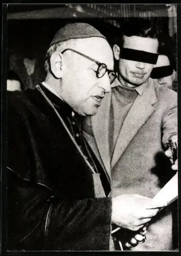 Fotografie Lucien Regis, Bruxelles, Kardinal Mindszenty spricht mit Zivilisten während des ungarischen Aufstandes 1956