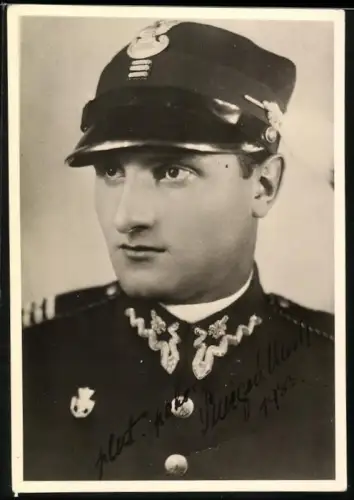 Fotografie Portrait Polnischer Soldat in Parade-Uniform mit Schirmmütze 1933