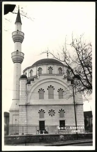 Fotografie unbekannter Fotograf, Ansicht Izmir / Türkei, Moschee von Alsancak Hocazade