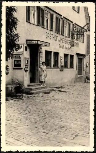 Fotografie unbekannter Fotograf und Ort, unbekannter Ort, Gasthof und Metzgerei zum Lamm Adolf Siegle, Coca Cola Reklame