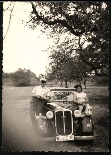 Fotografie Auto DKW, PKW mit Kfz-Kennzeichen Wiesbaden WI-HC 10