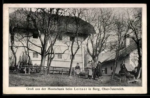AK Berg /Ober-Österreich, Gasthaus Mostschank beim Leitner