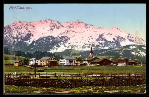 AK Hochfilzen, Blick zum Ort und zur Kirche