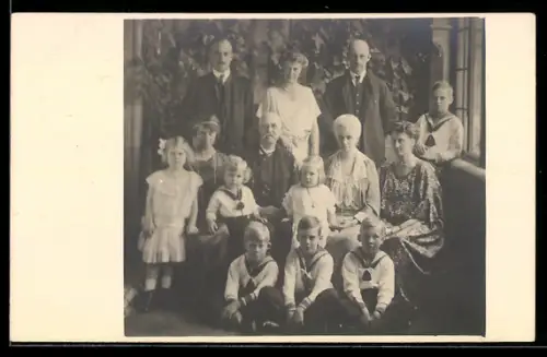 Foto-AK Herzog Ernst August von Hannover mit Familie