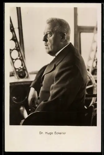 AK Porträt Dr. Hugo Eckener im Zeppelin