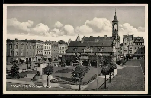 AK Kreuzburg /O. Schles., Partie am Ring, Kirche