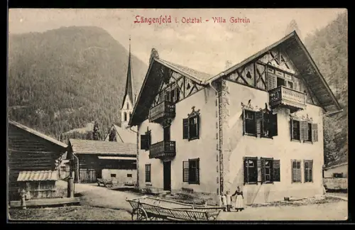AK Längenfeld i. Oetztal, Villa Gstrein mit Ortspartie