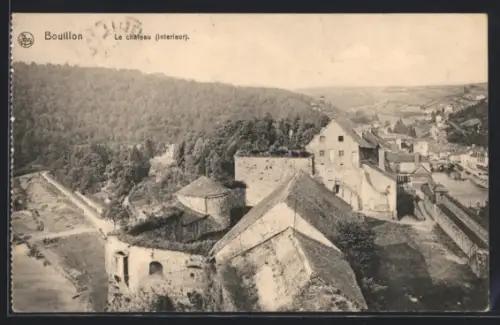 AK Bouillon, Le château, Intérieur