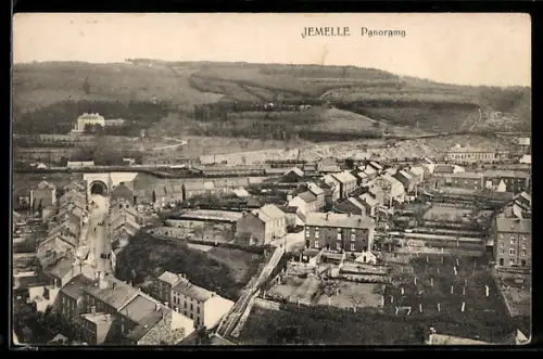 AK Jemelle, Panorama