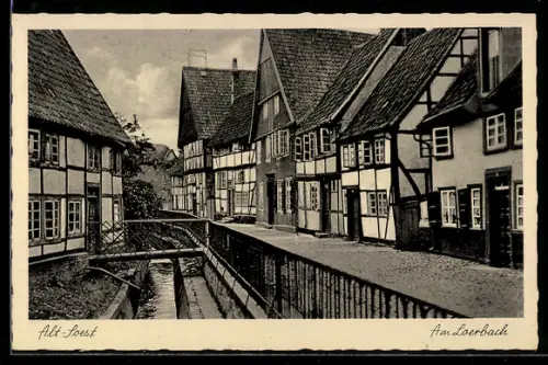 AK Soest, Strasse am Loerbach mit Wohnhäusern