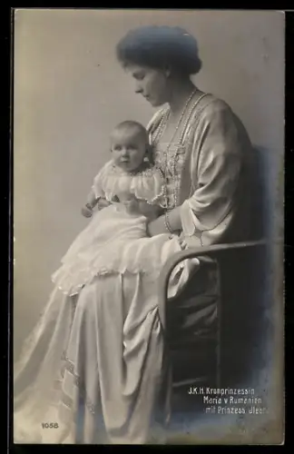 AK Kronprinzessin Maria von Rumänien, Portrait mit Prinzess Ileana