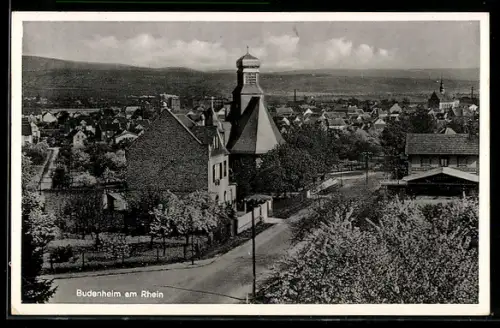 AK Budenheim am Rhein, Ortspartie mit Strassenzug an der Kirche