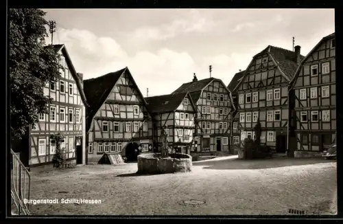 AK Schlitz /Hessen, Marktplatz, Fachwerkhäuser, Brunnen