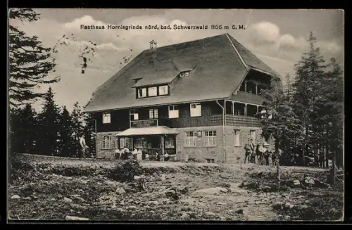 AK Sasbach, Rasthaus Hornisgrinde, Wanderer