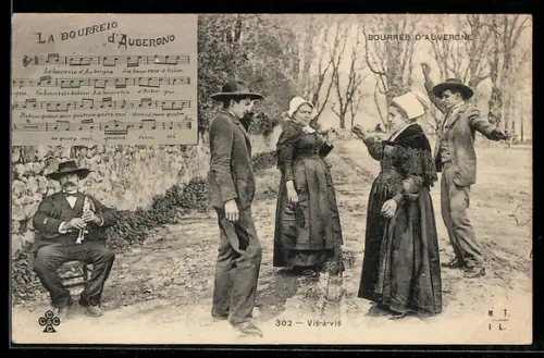 AK Bourrée d`Auvergne, La Bourreio d`Aubergno, Volkstänzer in Tracht, Sackpfeifer
