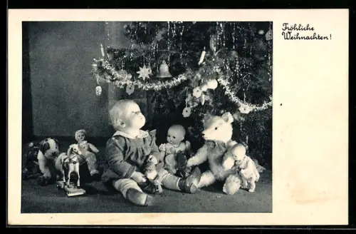 AK Kind mit Teddy unter einem geschmückten Christbaum
