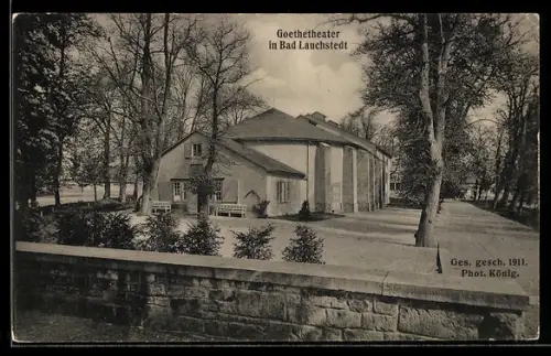 AK Bad Lauchstedt, Goethetheater mit Strassenpartie