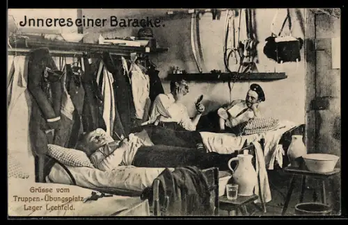 AK Lager Lechfeld, Inneres einer Baracke mit Soldaten