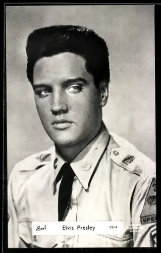 AK Musiker Elvis Presley in Uniform