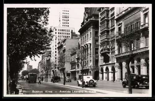 AK Buenos Aires, Avenida Leandro N. Alem