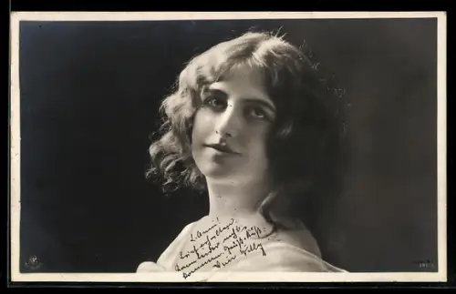 Foto-AK NPG Nr. 191/5: Mädchen mit langen Locken
