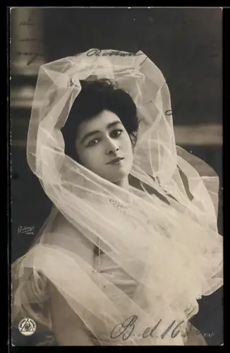 Foto-AK NPG Nr. 309/9: Junge Braut, Portrait