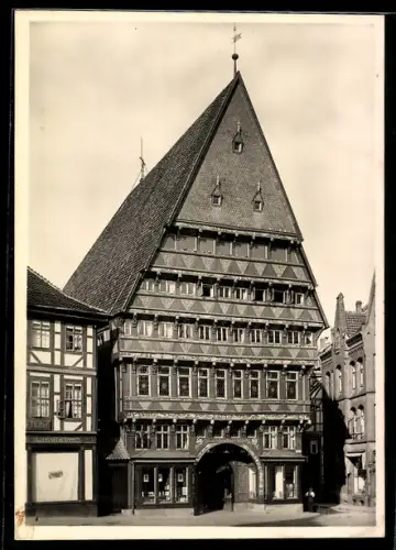 Foto-AK Deutscher Kunstverlag, Nr. 35: Hildesheim, Knochenhaueramtshaus