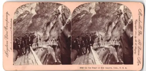 Stereo-Fotografie Keystone View Company, Meadville, Ansicht Box Canyon, CO, In the heart of the Box Canyon