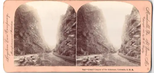 Stereo-Fotografie Keystone View Company, Meadville, Ansicht Grand Canyon of the Arkansas, CO, View of the Canyon, rails