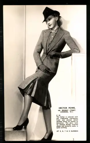 Fotografie unbekannter Fotograf und Ort, Hector Powe, Elegante Dame in stilvollem Kostüm mit Hut