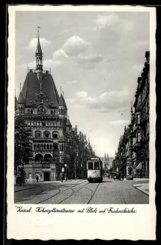 AK Kassel, Friedenskirche an der Hohenzollernstrasse mit Strassenbahn