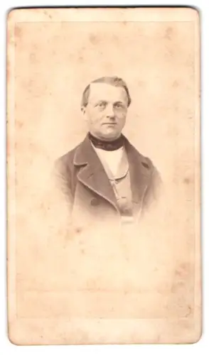 Fotografie Carl Falke, Gera, Portrait eines Herren